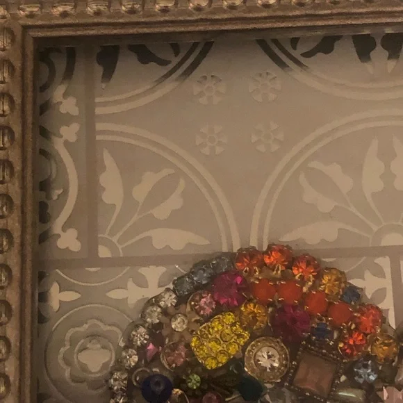 Framed Jewelry Art - Heart Made with Jewelry. - Picture 7 of 10